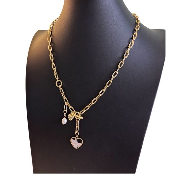 Leopard Heart Fresh Water Pearl Charm Necklace. - Picture 3 of 5